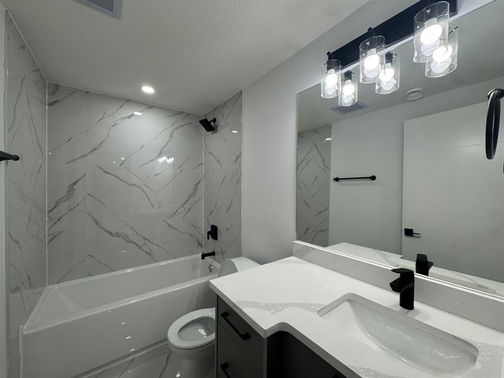 50 Copperhead Way, Calgary, AB