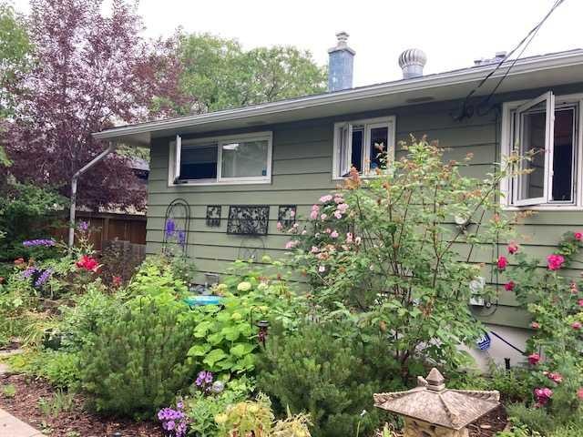 27 Gladeview Crescent Sw, Calgary, AB - Outdoor