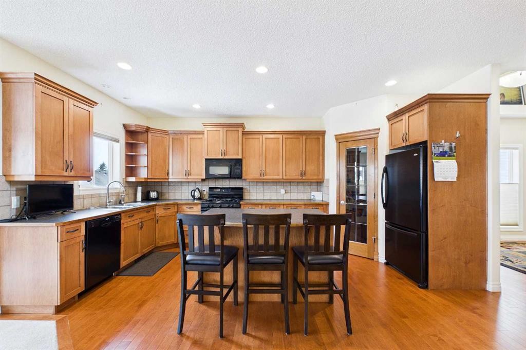 167 Evanston View Nw, Calgary, AB - Indoor Photo Showing Kitchen