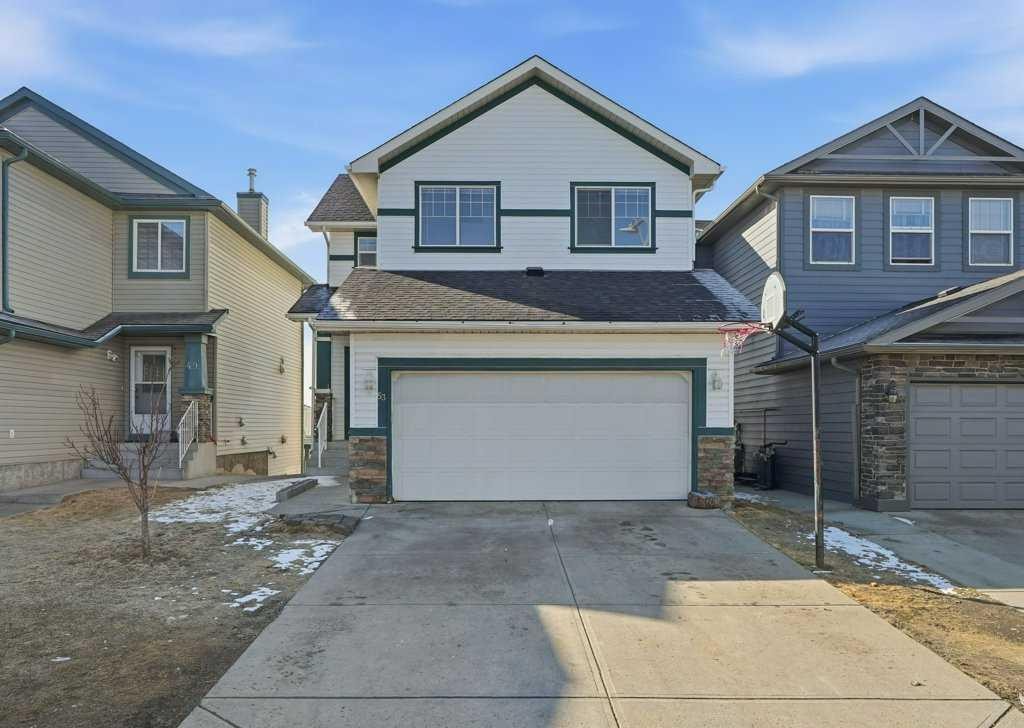 53 Saddlecrest Place Ne, Calgary, AB - Outdoor With Facade