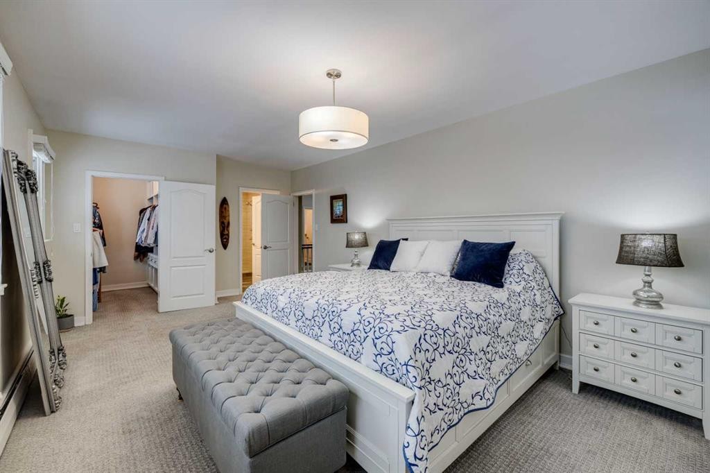 3920 Crestview Road Sw, Calgary, AB - Indoor Photo Showing Bedroom