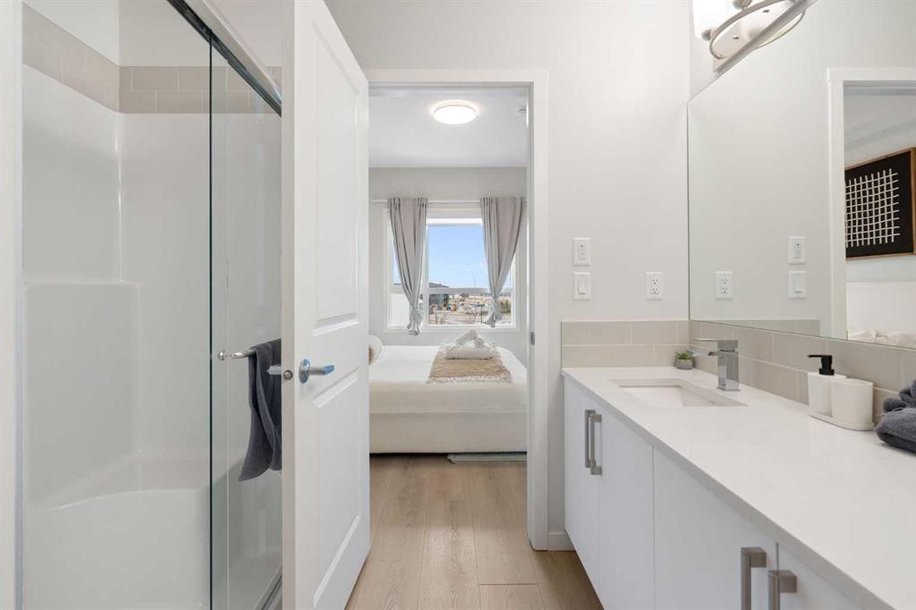 6412-20295 Seton Way Se, Calgary, AB - Indoor Photo Showing Bathroom