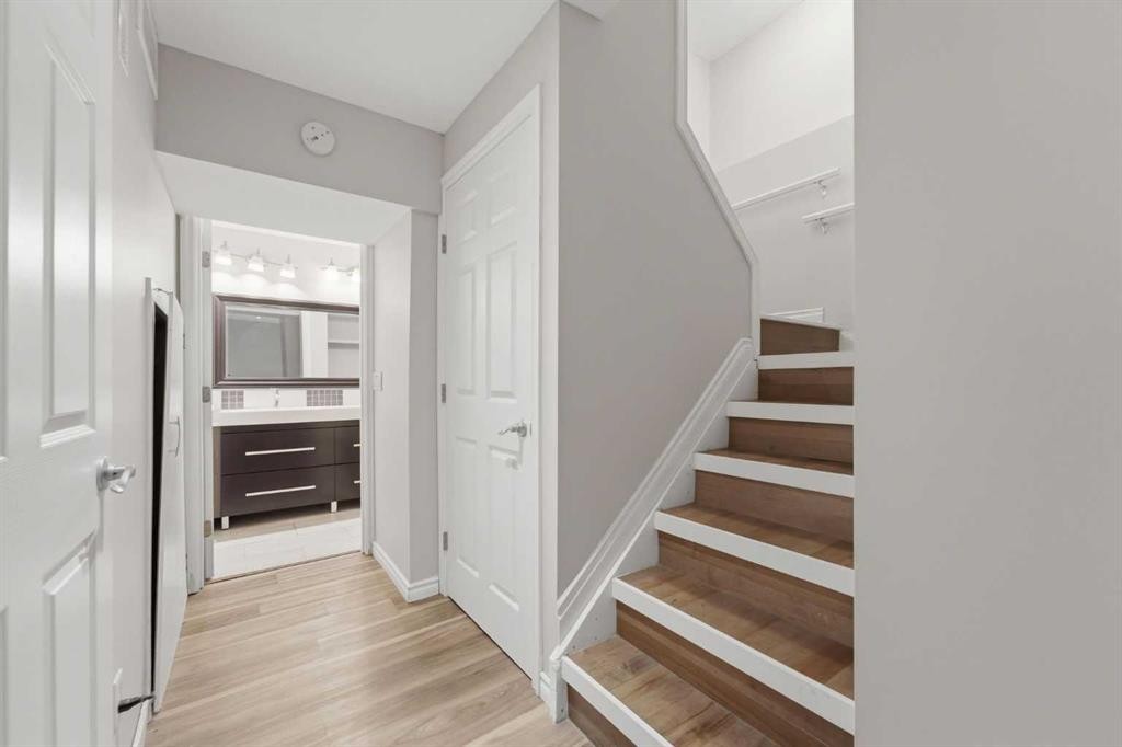 43 Martindale Court Ne, Calgary, AB - Indoor Photo Showing Other Room
