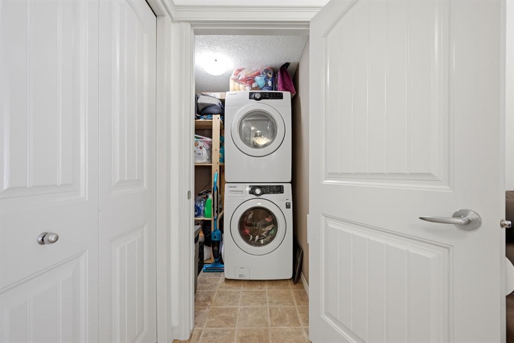 2119-175 Panatella Hill Nw, Calgary, AB - Indoor Photo Showing Laundry Room