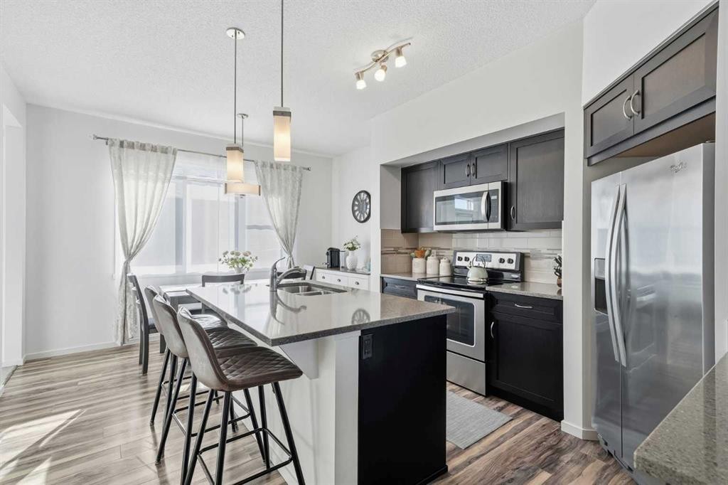 189 Mahogany Drive, Calgary, AB - Indoor Photo Showing Kitchen With Stainless Steel Kitchen With Upgraded Kitchen