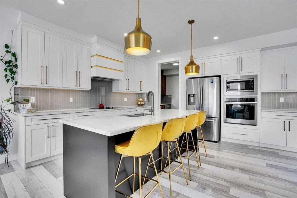 103 Sandpiper Park, Chestermere, AB - Indoor Photo Showing Kitchen With Stainless Steel Kitchen With Upgraded Kitchen