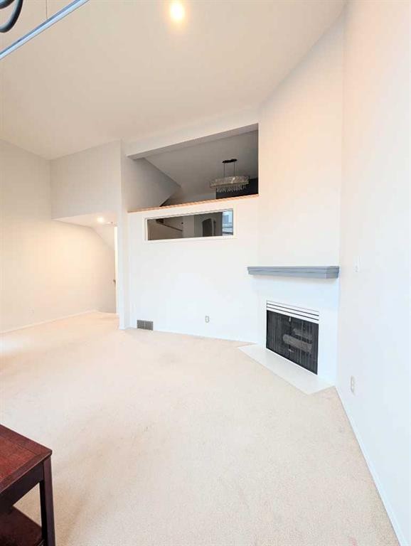 318 Hawkstone Manor Nw, Calgary, AB - Indoor With Fireplace