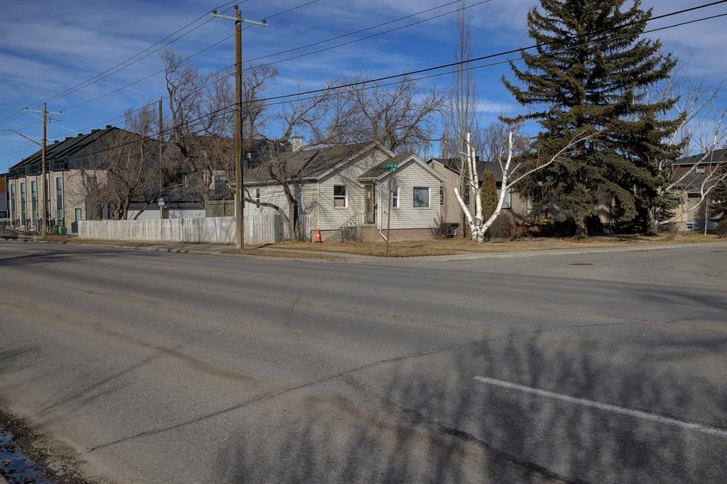 458 34 Avenue Nw, Calgary, AB - Outdoor