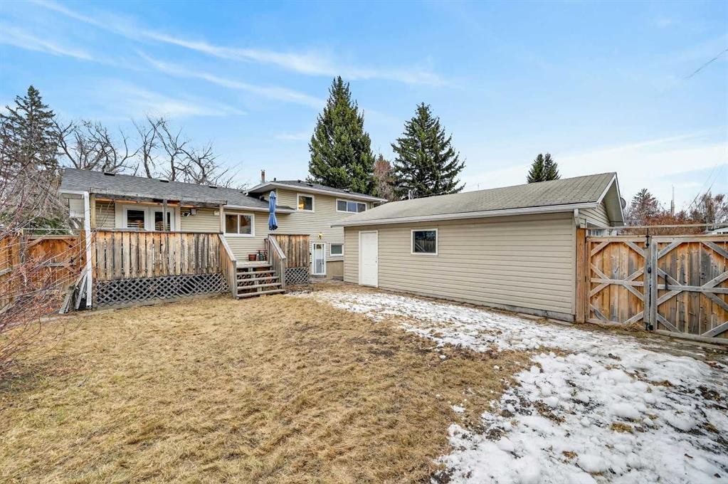 8027 Elbow Drive Sw, Calgary, AB - Outdoor