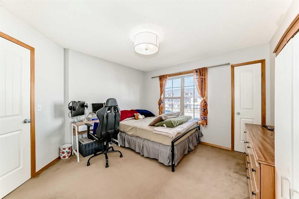 203-4 Everridge Square Sw, Calgary, AB - Indoor