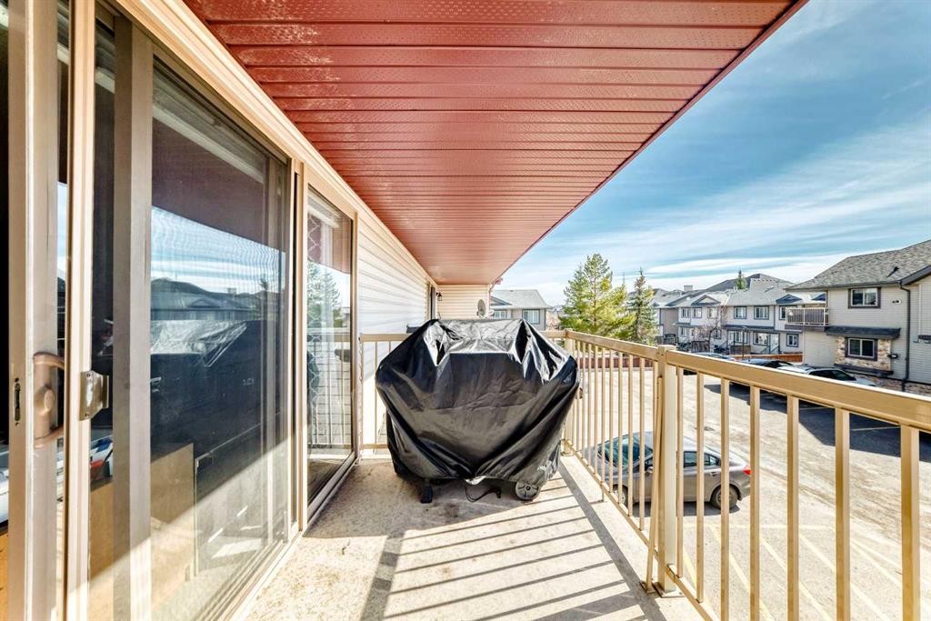 203-4 Everridge Square Sw, Calgary, AB - Outdoor With Balcony With Exterior