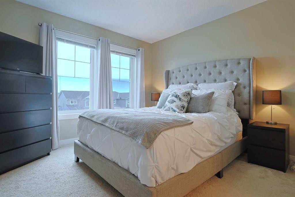 505 Evanston Square Nw, Calgary, AB - Indoor Photo Showing Bedroom