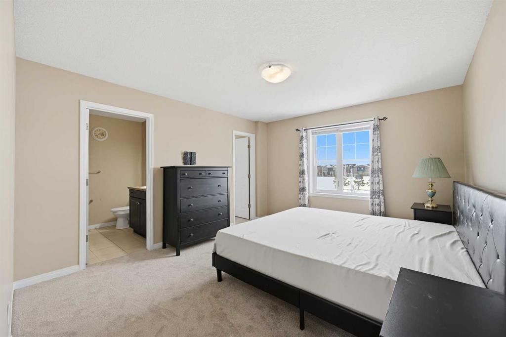 10622 Cityscape Drive Ne, Calgary, AB - Indoor Photo Showing Bedroom