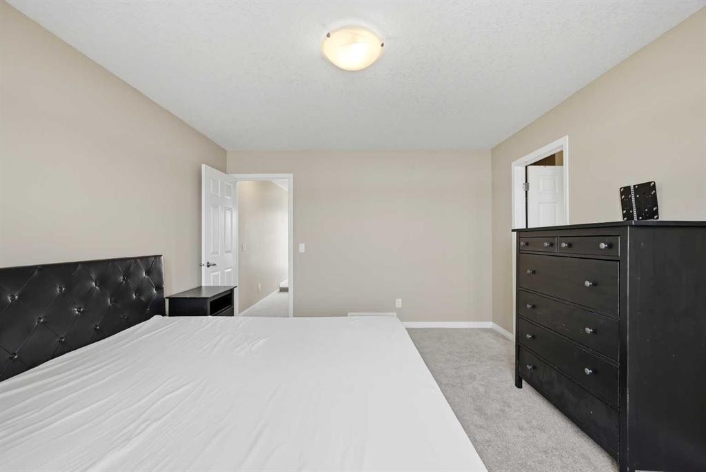 10622 Cityscape Drive Ne, Calgary, AB - Indoor Photo Showing Bedroom