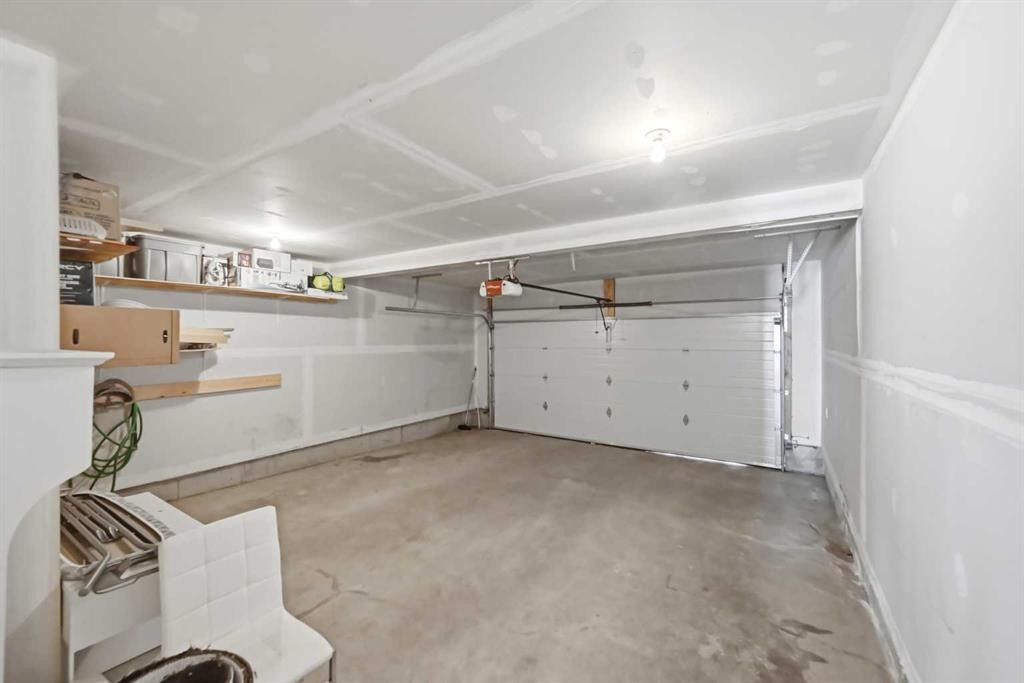 10622 Cityscape Drive Ne, Calgary, AB - Indoor Photo Showing Garage