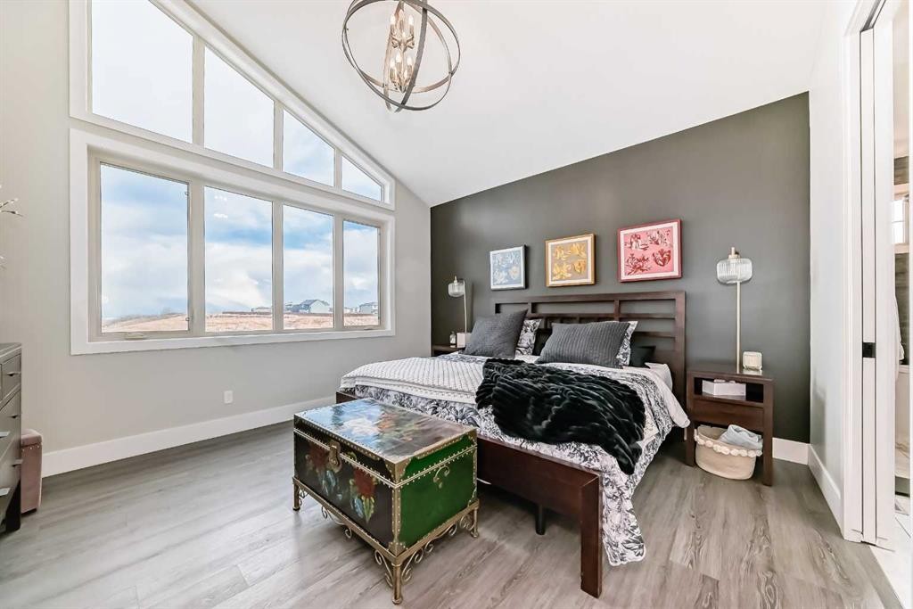 64 Walcrest View Se, Calgary, AB - Indoor Photo Showing Bedroom