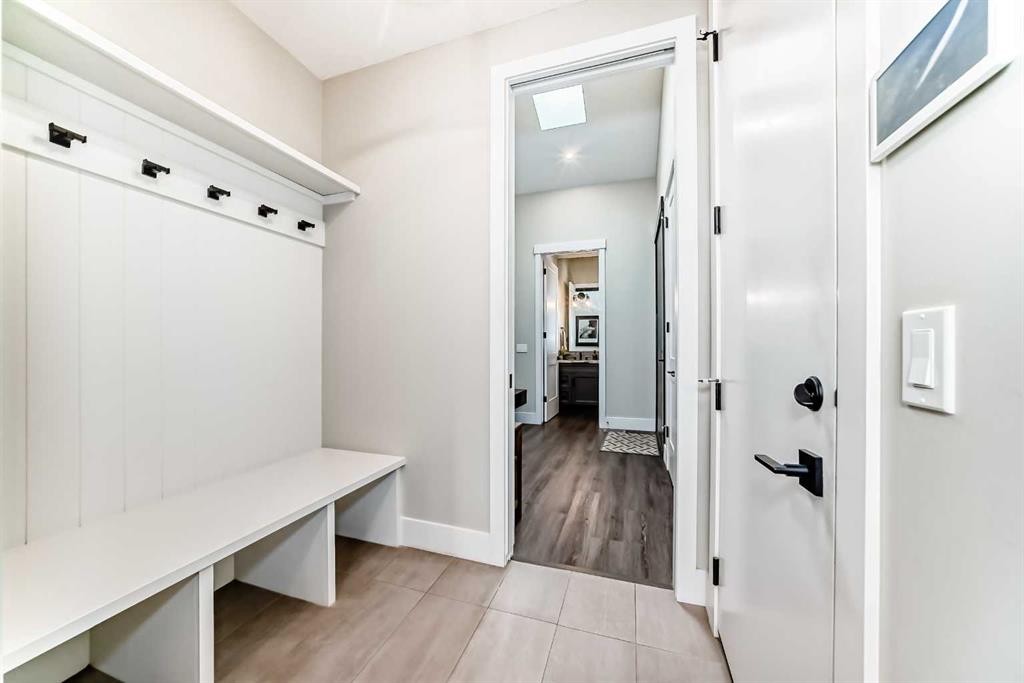 64 Walcrest View Se, Calgary, AB - Indoor Photo Showing Other Room
