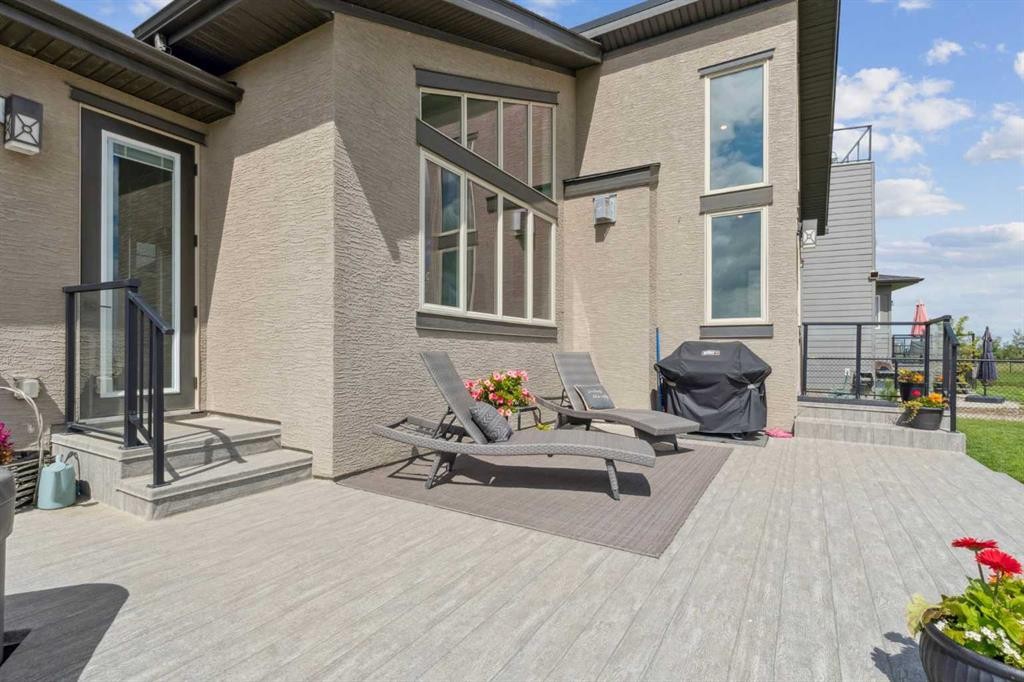 64 Walcrest View Se, Calgary, AB - Outdoor With Deck Patio Veranda With Exterior