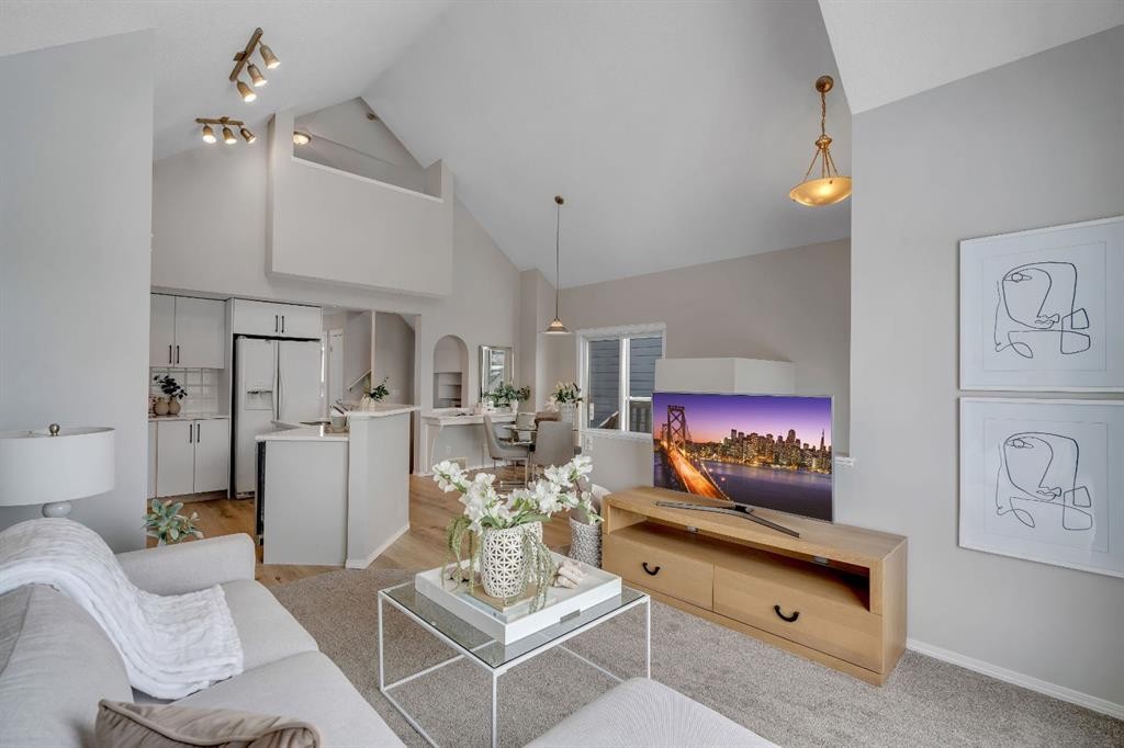 41 Saddlefield Drive Ne, Calgary, AB - Indoor Photo Showing Living Room