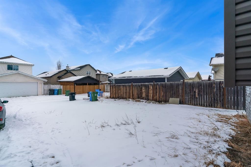 41 Saddlefield Drive Ne, Calgary, AB - Outdoor