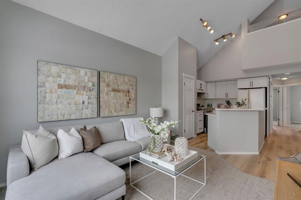 41 Saddlefield Drive Ne, Calgary, AB - Indoor Photo Showing Living Room