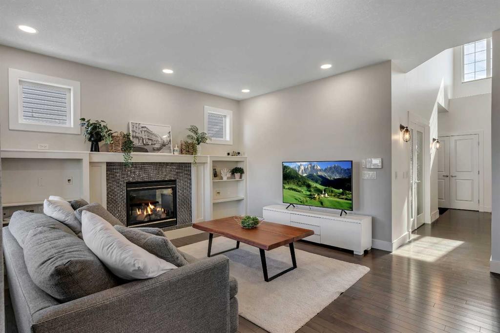 135 Copperleaf Crescent Se, Calgary, AB