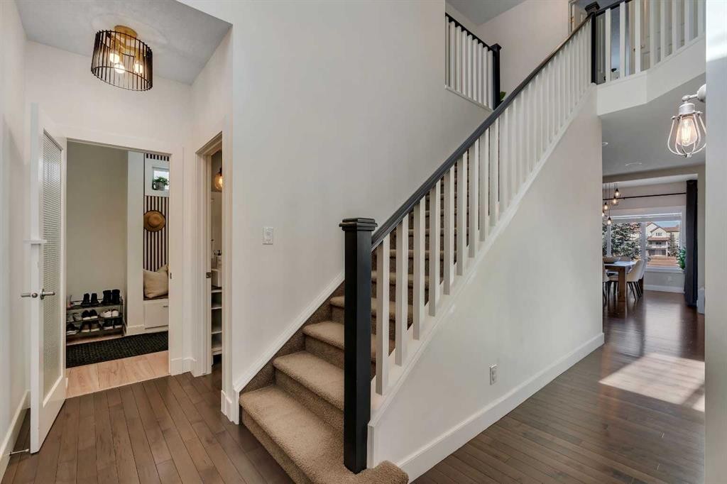 135 Copperleaf Crescent Se, Calgary, AB