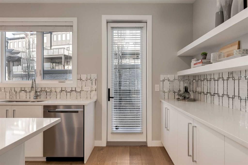 40 Timberline Way Sw, Calgary, AB - Indoor