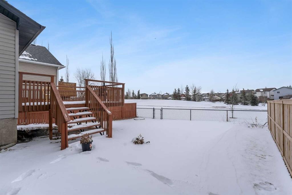 41 Royal Birch Terrace Nw, Calgary, AB - Outdoor