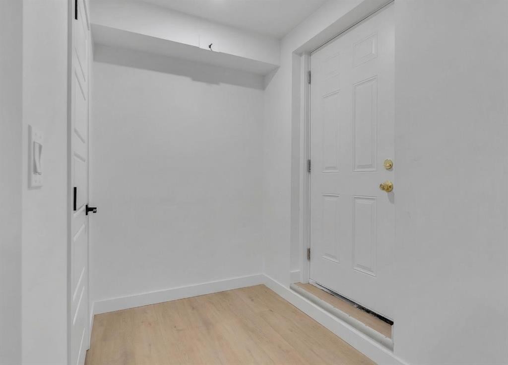 429 Taradale Drive Ne, Calgary, AB - Indoor Photo Showing Other Room