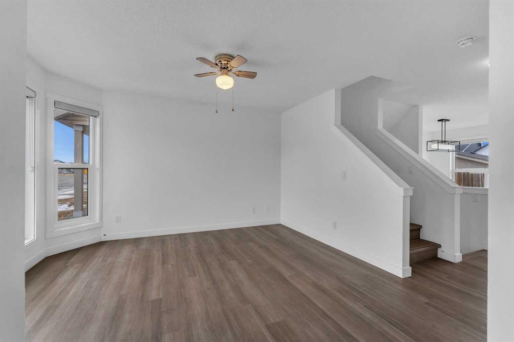 429 Taradale Drive Ne, Calgary, AB - Indoor Photo Showing Other Room