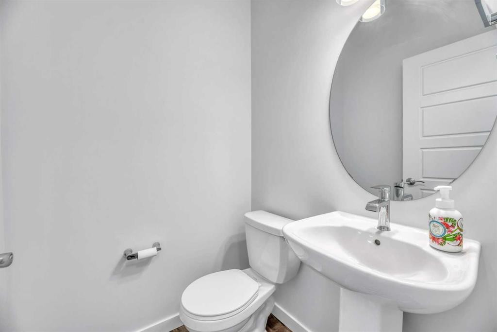 337-301 Redstone Boulevard Ne, Calgary, AB - Indoor Photo Showing Bathroom