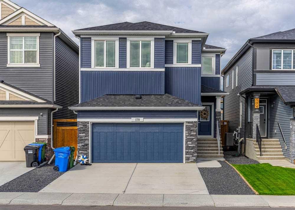 178 Creekstone Path Sw, Calgary, AB - Outdoor With Facade