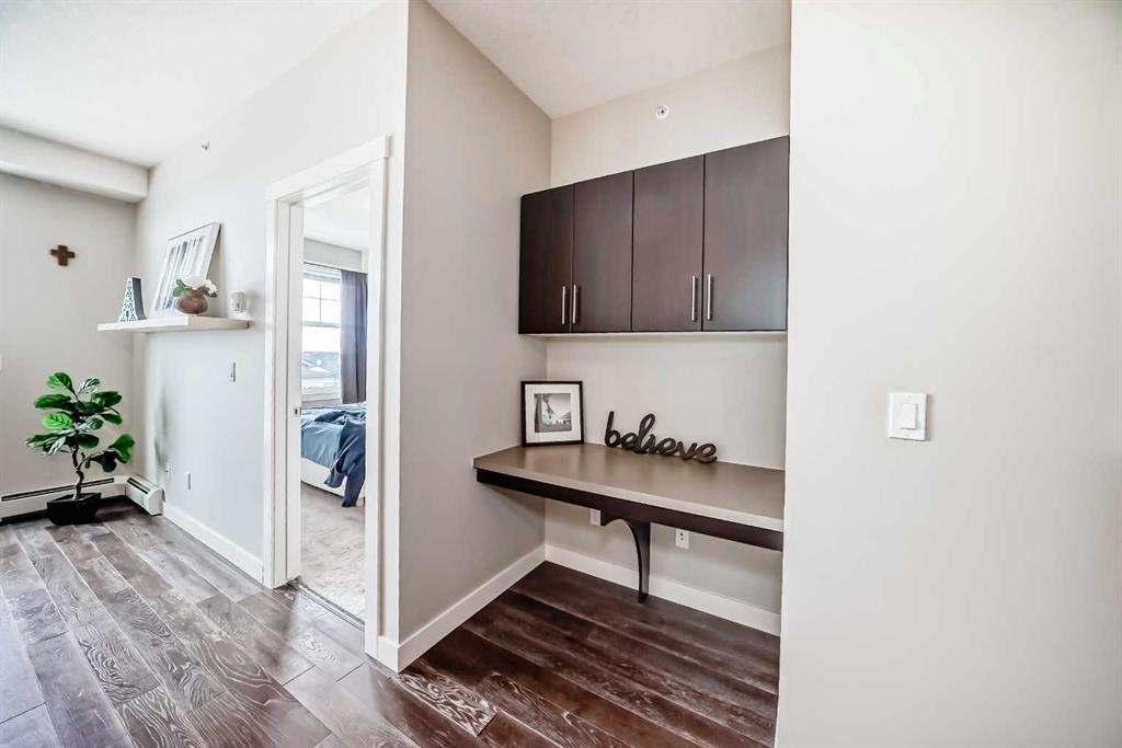 405-2300 Evanston Square, Calgary, AB - Indoor Photo Showing Other Room