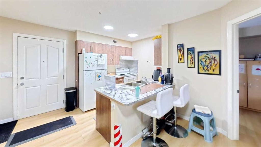 222-355 Taralake Way Ne, Calgary, AB - Indoor Photo Showing Other Room