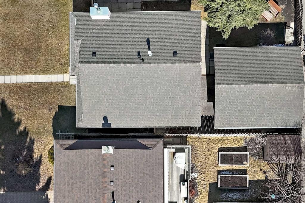 6735 Temple Drive Ne, Calgary, AB - Outdoor