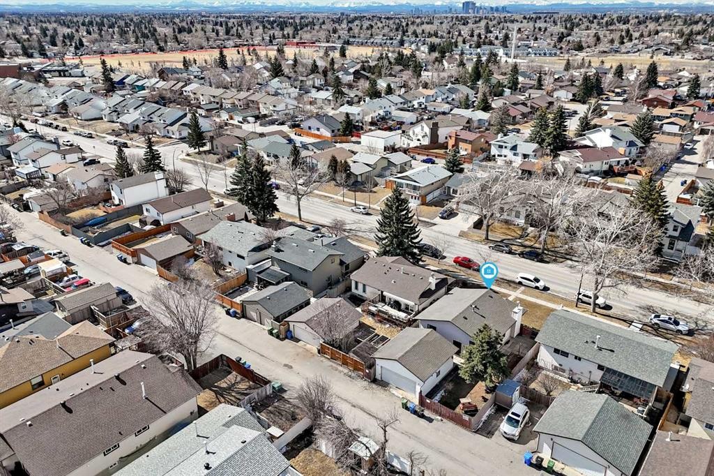 6735 Temple Drive Ne, Calgary, AB - Outdoor With View