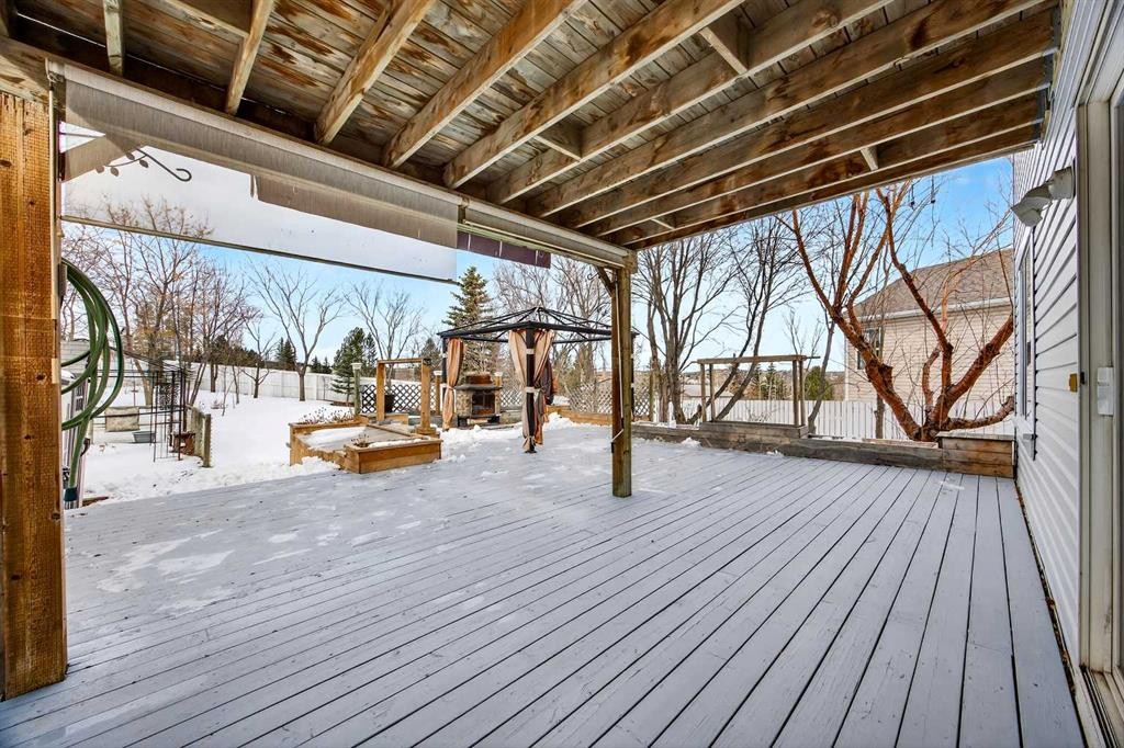 378 Panamount Drive Nw, Calgary, AB - Outdoor With Deck Patio Veranda
