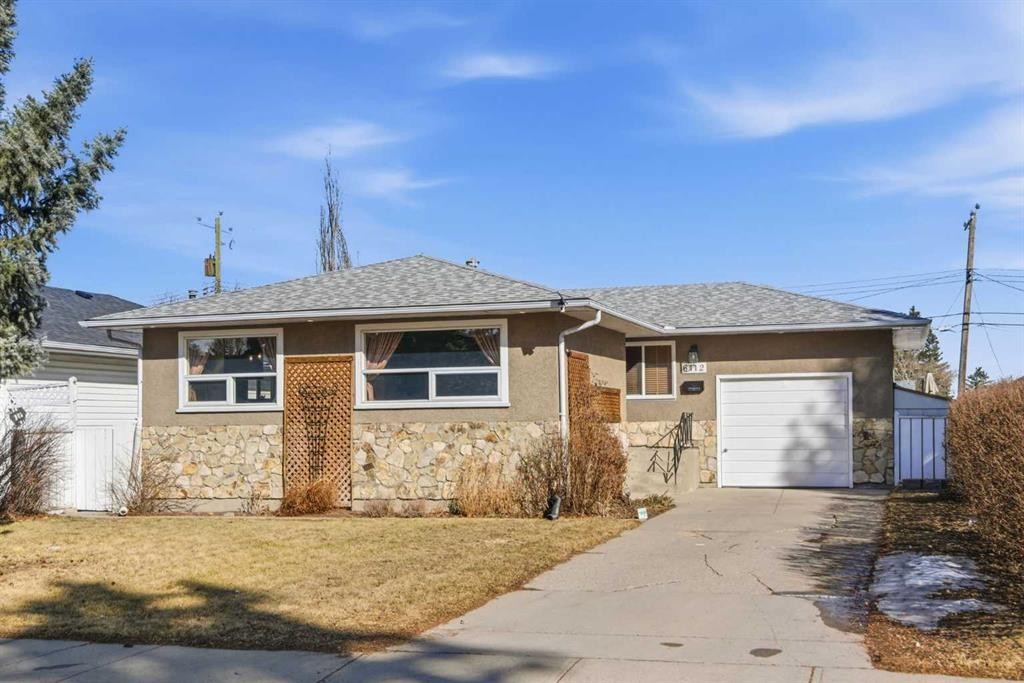 6112 Buckthorn Road Nw, Calgary, AB - Outdoor