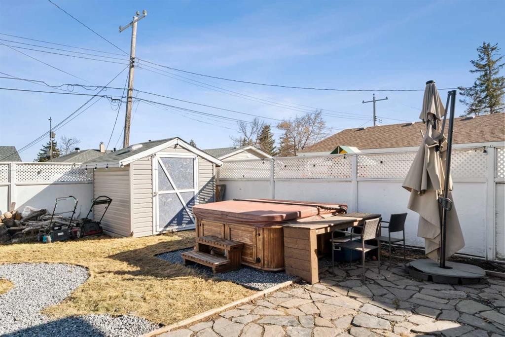 6112 Buckthorn Road Nw, Calgary, AB - Outdoor With Deck Patio Veranda