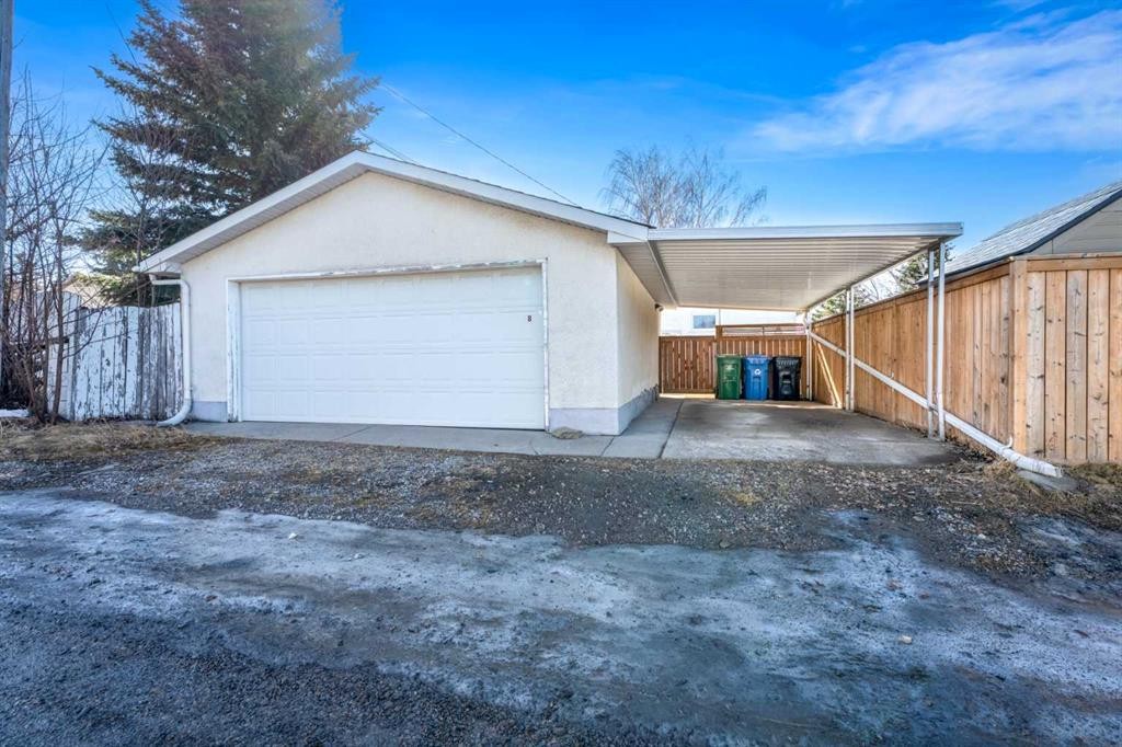 8 Van Horne Crescent Ne, Calgary, AB - Outdoor