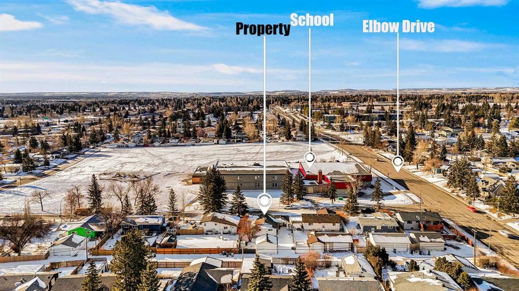 908 Stonehaven Road Sw, Calgary, AB - Outdoor With View