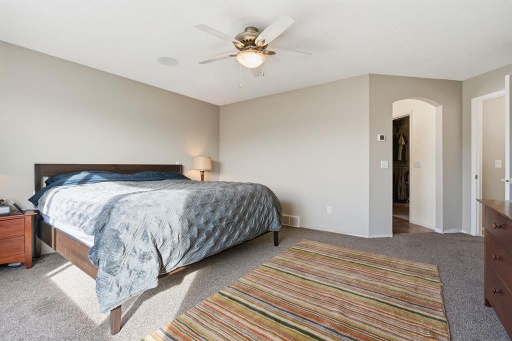 283 Springmere Link, Chestermere, AB - Indoor Photo Showing Bedroom