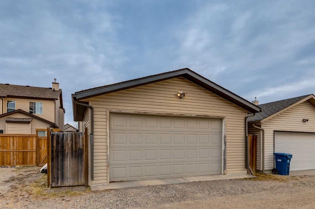 216 Silverado Range Close Sw, Calgary, AB - Outdoor With Exterior