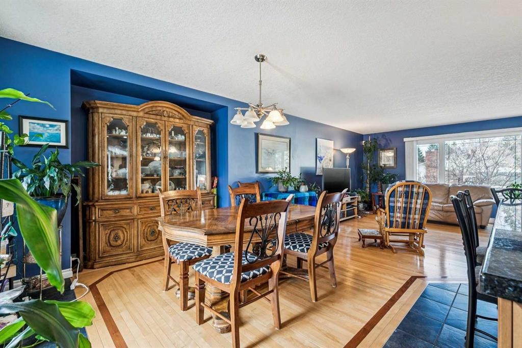 443 Brookmere Crescent Sw, Calgary, AB - Indoor Photo Showing Dining Room