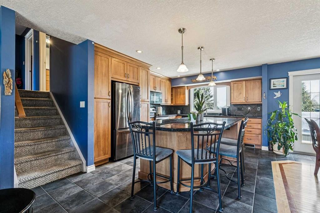 443 Brookmere Crescent Sw, Calgary, AB - Indoor Photo Showing Other Room