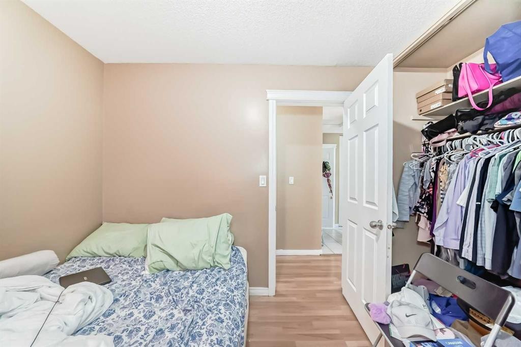 659 Maryvale Way Ne, Calgary, AB - Indoor Photo Showing Bedroom