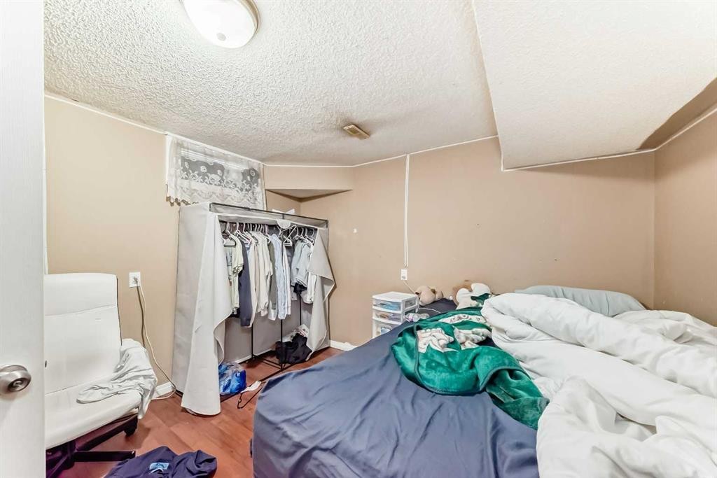 659 Maryvale Way Ne, Calgary, AB - Indoor