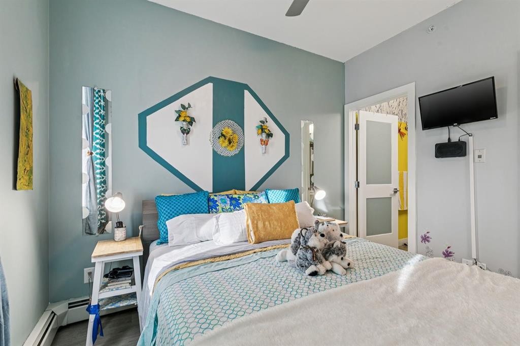 4404-200 Seton Circle Se, Calgary, AB - Indoor Photo Showing Bedroom