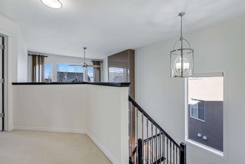 117 Mahogany Place Se, Calgary, AB - Indoor Photo Showing Other Room